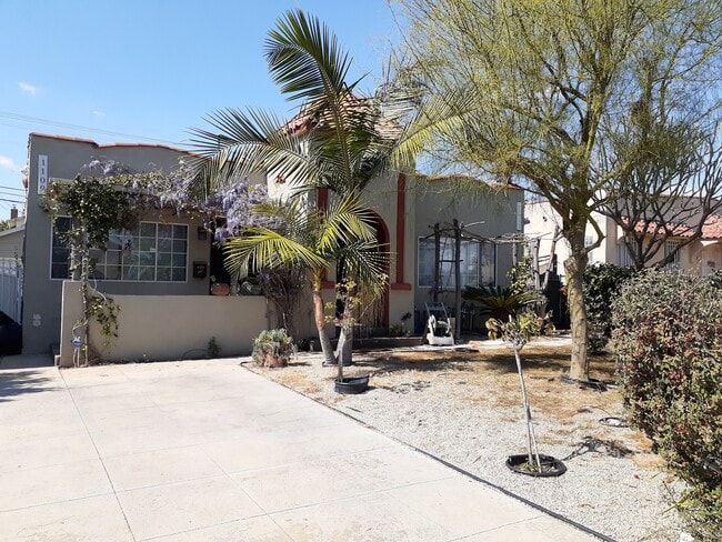 Building Photo - 1109 S Rimpau Blvd
