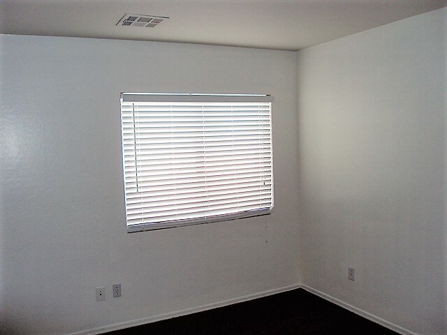 Building Photo - 22220 W Yavapai St