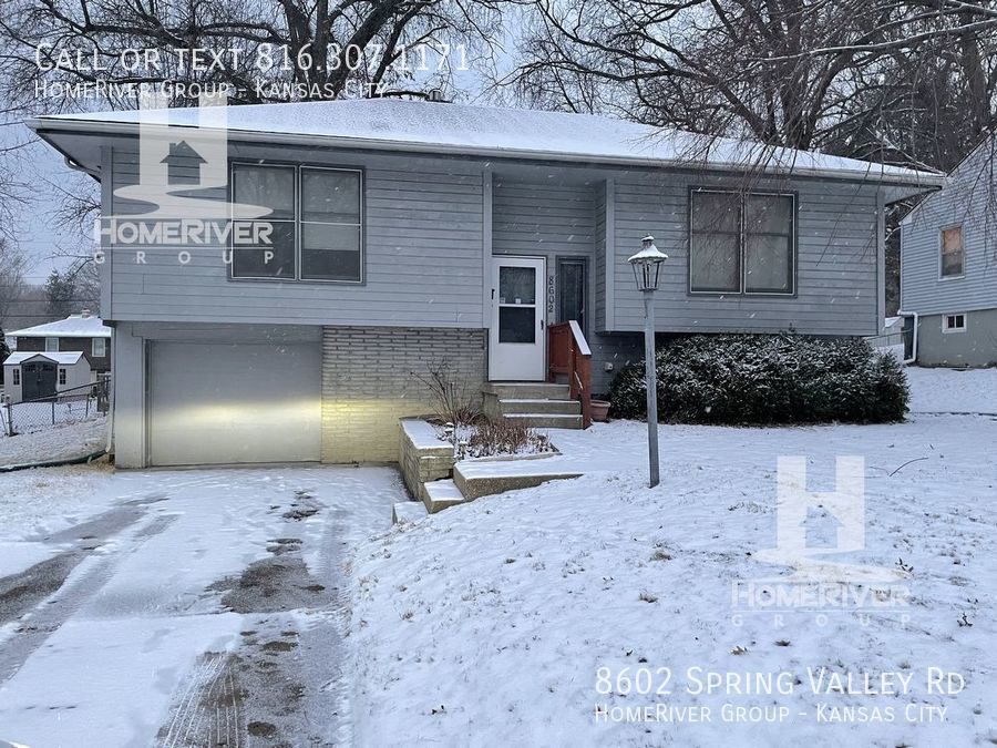 Primary Photo - Available Now-Beautiful Single-Family home!
