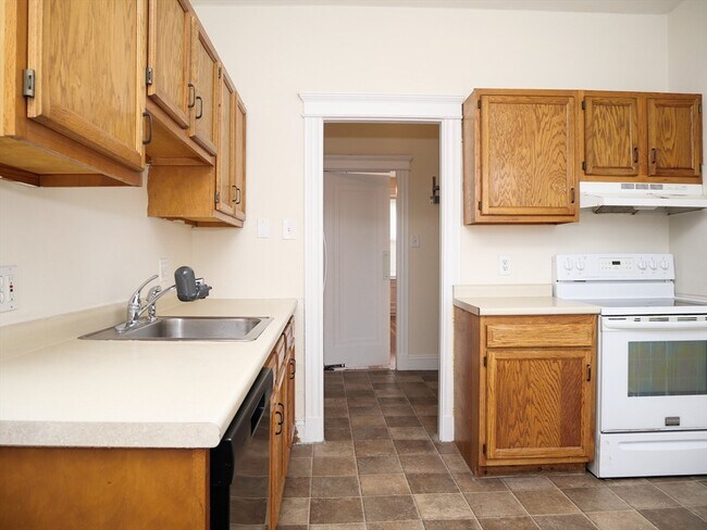 Building Photo - 223 St Paul St