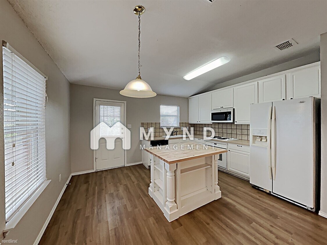 Building Photo - 3 br, 2 bath House - 7536 Rock Garden Trl