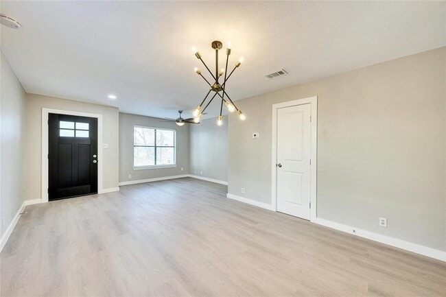 Building Photo - 6400 Auburn Dr