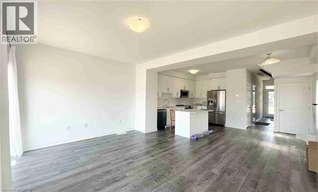 Building Photo - 26 Bellhouse Ave