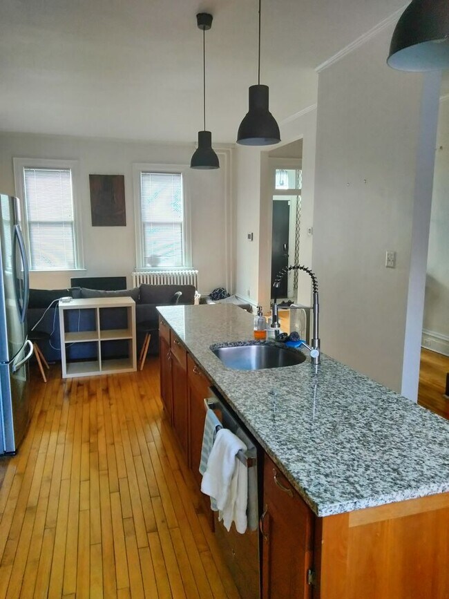Foto del edificio - Exquisite 3 Bedroom Urban Retreat with Mod...