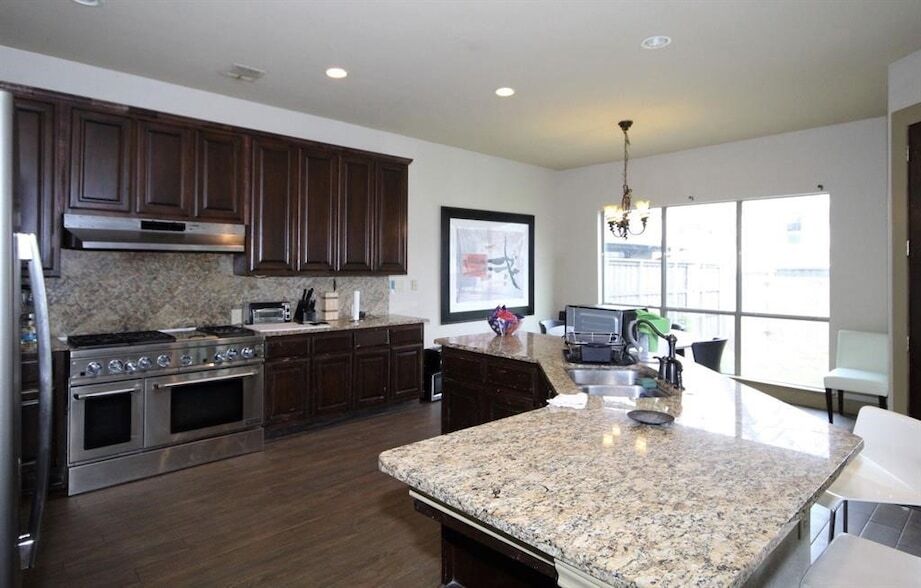 Foto del edificio - 5235 Willis Ave