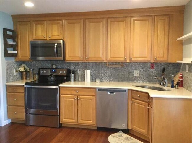 Foto del edificio - 684 Austin Dr, Fairless Hills, PA, 19030