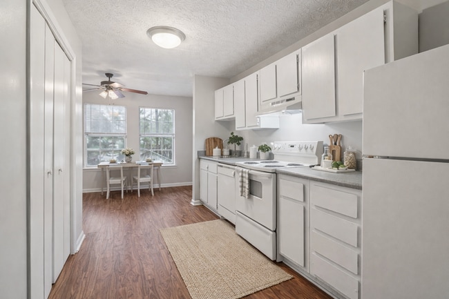 Building Photo - Meadow Crossing