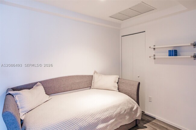 Foto del edificio - 801 S Miami Ave