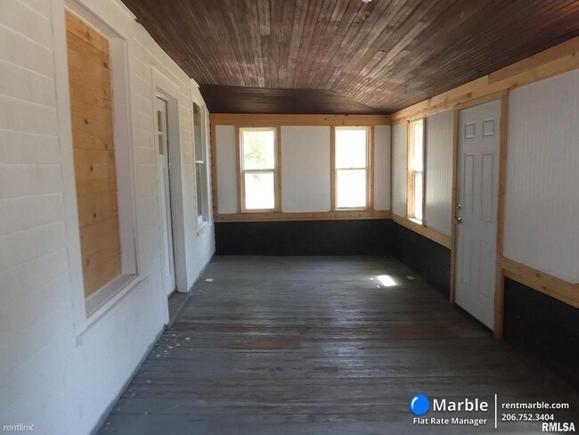 Foto del edificio - 2 br, 1 bath House - 304 N Washington St