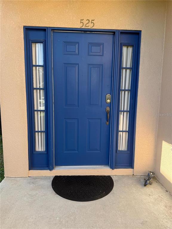 Building Photo - 525 Corvina Dr