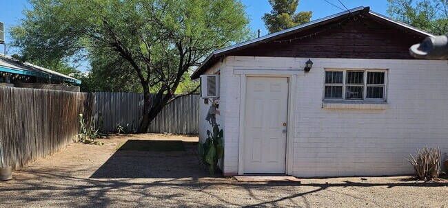 Foto del edificio - 3441 N Mountain Ave