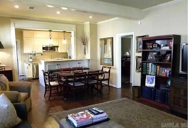 Foto del edificio - 1701 N Tyler St