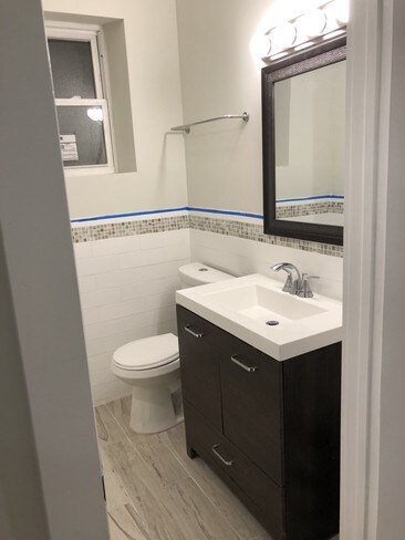 Bathroom - 118 43rd St