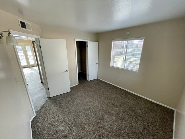 Spruce 1st Bedroom View/Closet - Thornhill Apartments