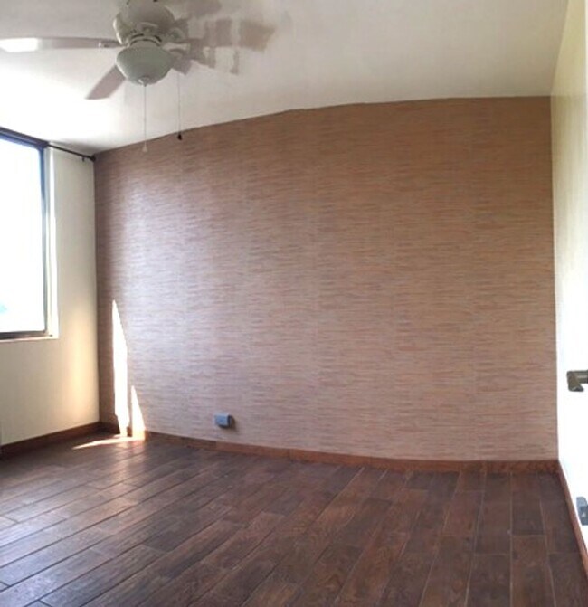 Building Photo - Mauna Loa Shores Condo