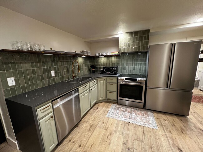 Building Photo - 1416 S Concord St