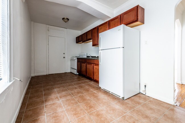 Foto del edificio - 8241-49 S Ellis Ave