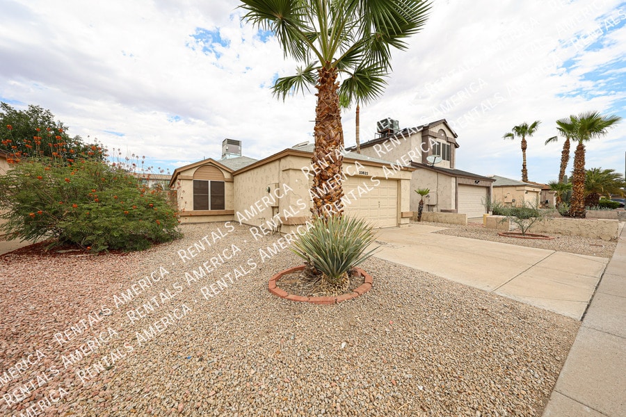 Foto principal - 23622 N 36th Dr
