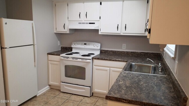 Building Photo - 105 Kapalua Dr
