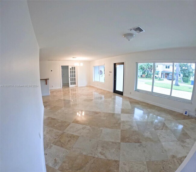 Foto del edificio - 2432 SE 13th St