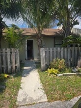 Building Photo - 1630 Sandpiper Blvd