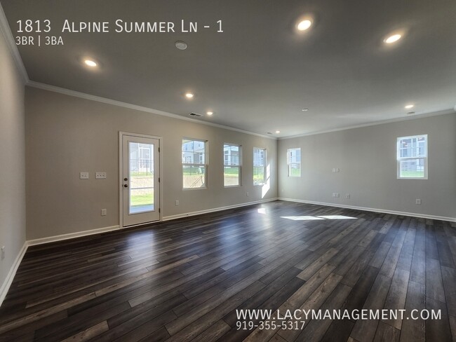 Foto del edificio - 1813 Alpine Summer Ln