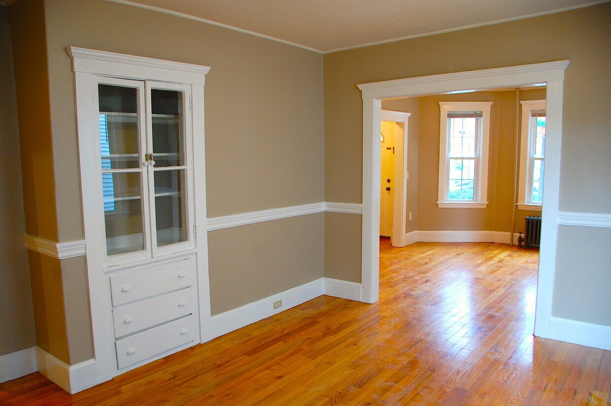 27 W Wyoming Ave Unit 1, Melrose, MA 02176 Apartments in Melrose, MA