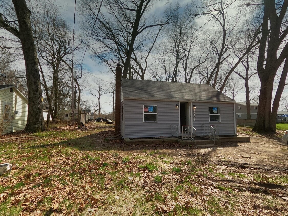 Primary Photo - 66533 North St