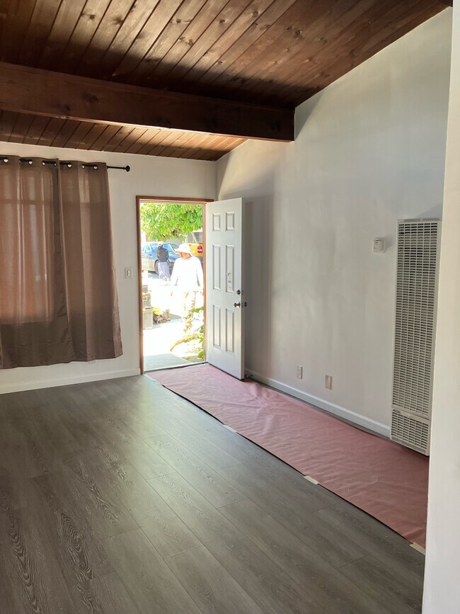Foto del edificio - 3252 Walnut Grove Ave