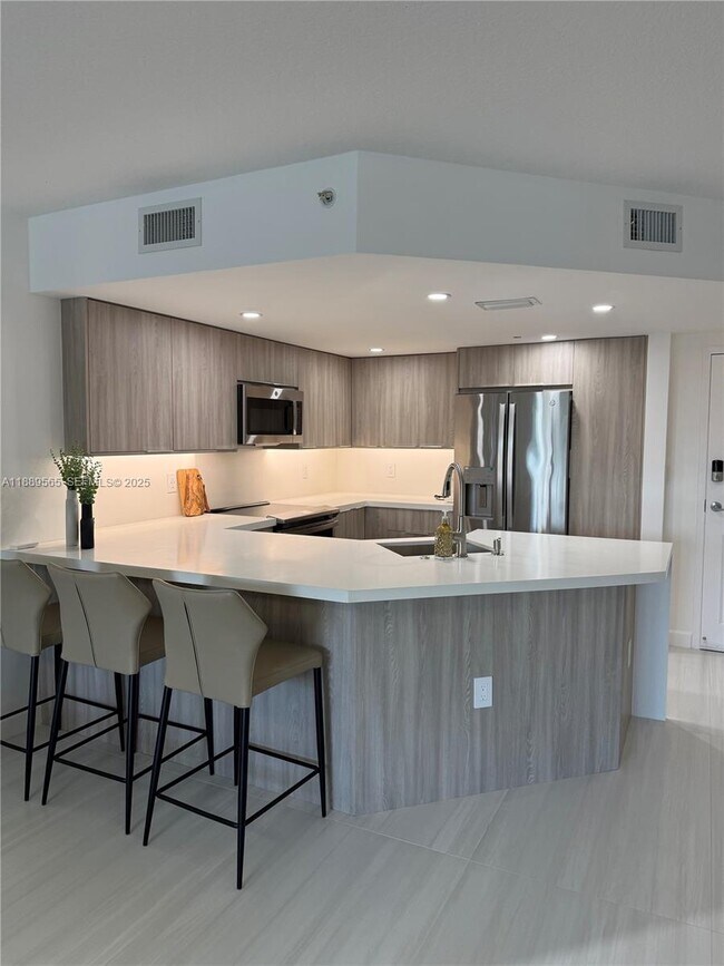 Foto del edificio - 201 Golden Isles Dr