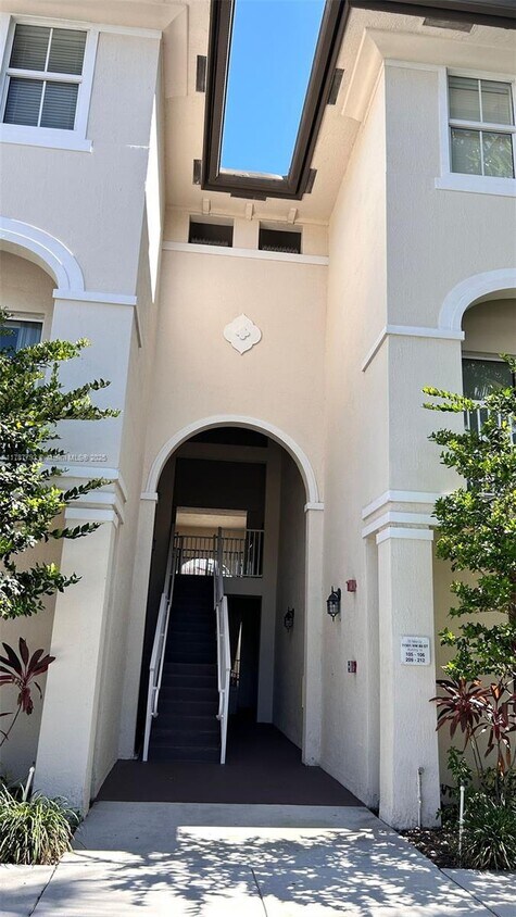 Foto principal - 11501 NW 89th St