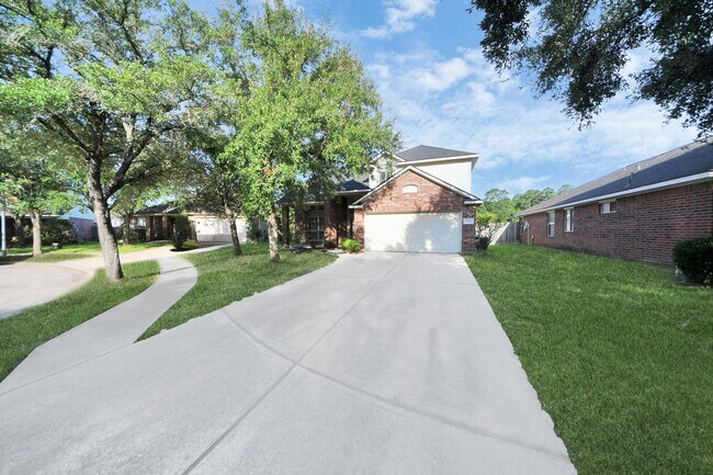 Building Photo - 32310 Archer Park