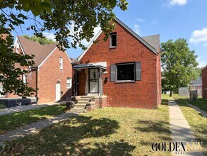 Building Photo - 12908 Mansfield St