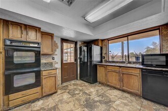 Building Photo - 6975 O'Bannon Dr