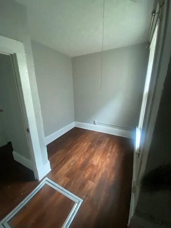 Photo - 3268 E 49th St (Cleveland, OH)