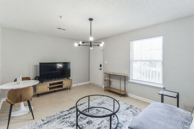Building Photo - 3516 Carlson Bay Ct