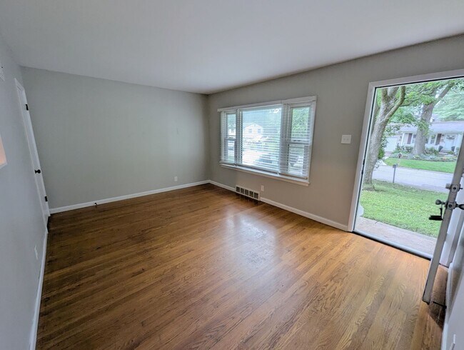 Building Photo - Better Days on Broadlawns - Section 8 Pref...