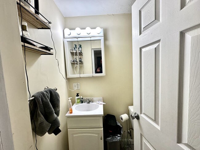 Foto del edificio - 108 Myrtle St