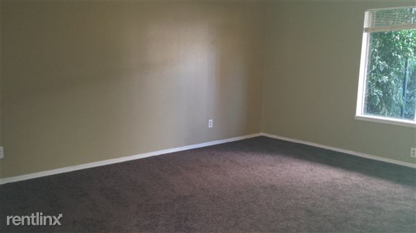 Building Photo - 1901 N Minnie Ln