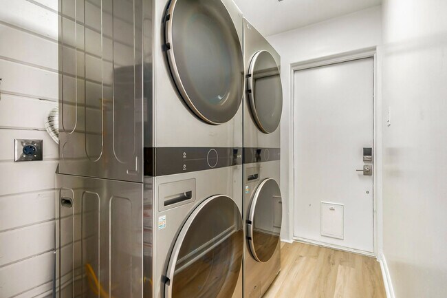 Foto del edificio - 3832 N 8th Ave