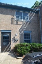 Building Photo - 323 Vineyard Park Ct