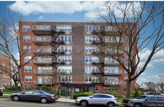 Building Photo - 87-05-87166 166th St