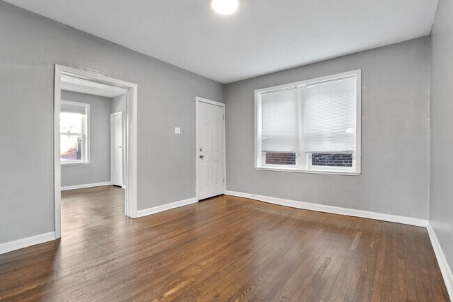 Building Photo - 3248 Delor St