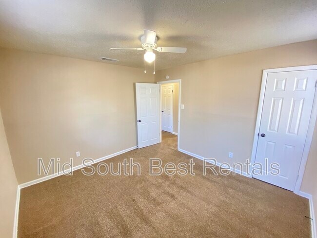 Foto del edificio - 3171 Hilda St