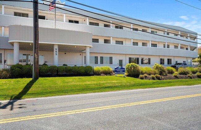 Foto del edificio - 585 Dune Rd