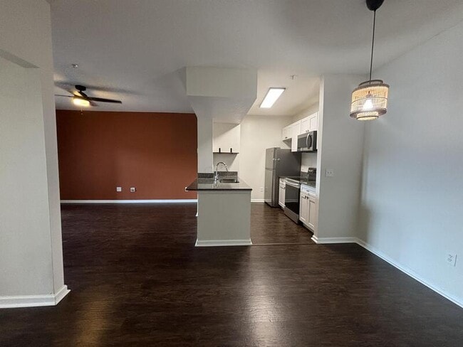 Building Photo - 14226 Fredricksburg Dr