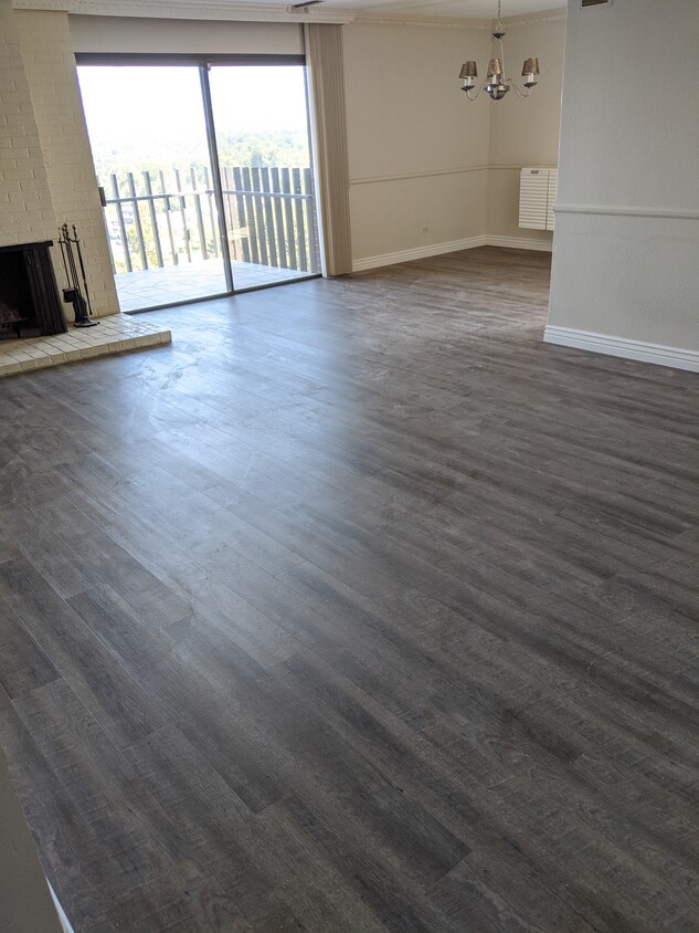 Brand new floor Living Rm - 480 S Marion Pkwy