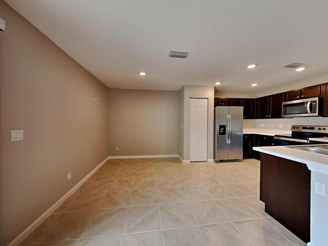 Foto del edificio - 242 SW Oakridge Dr