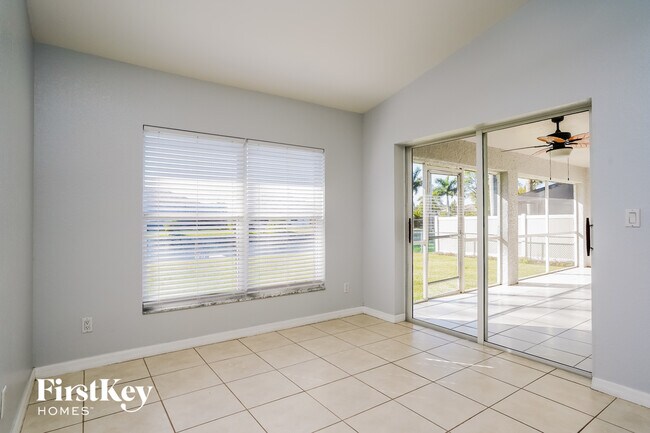 Foto del edificio - 1222 SW 15th St