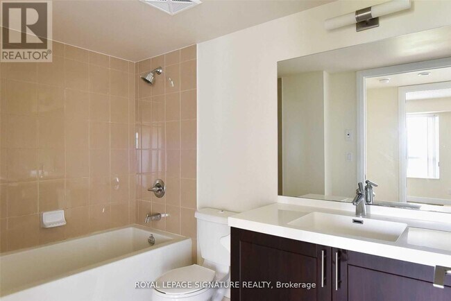 Photo du bâtiment - 2 Eva Rd